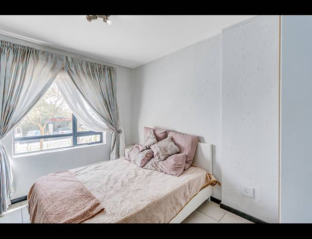 1 BEDROOM APARTMENT BLOCK FOR SALE IN JACKAL CREEK GOLF ESTATE